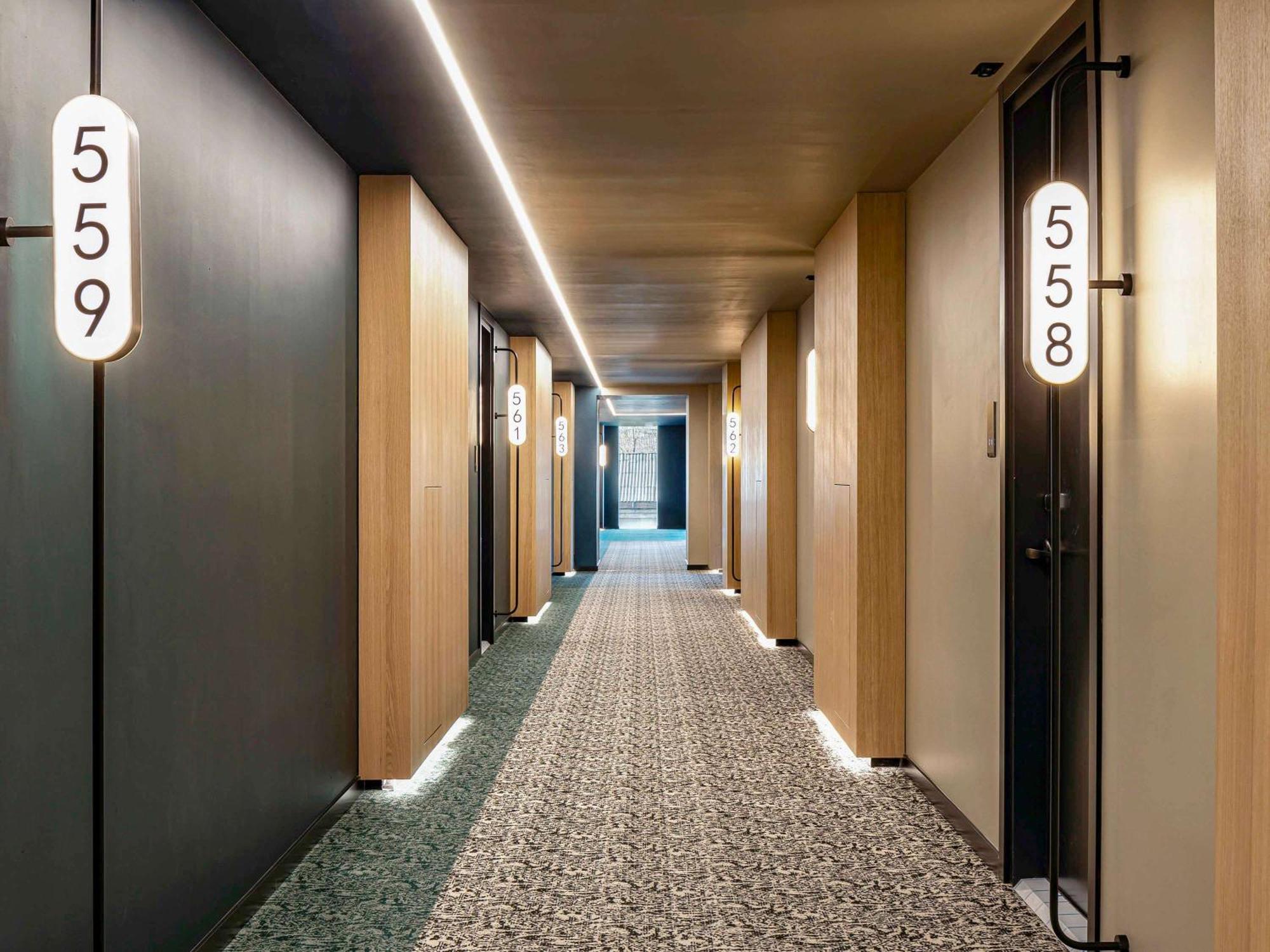Novotel Living Almaty Jetisu Экстерьер фото