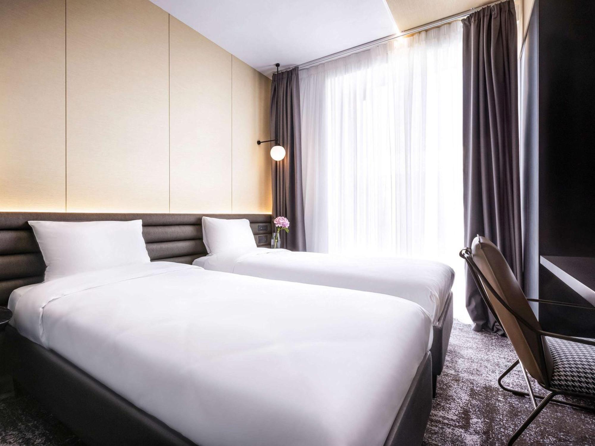 Novotel Living Almaty Jetisu Экстерьер фото