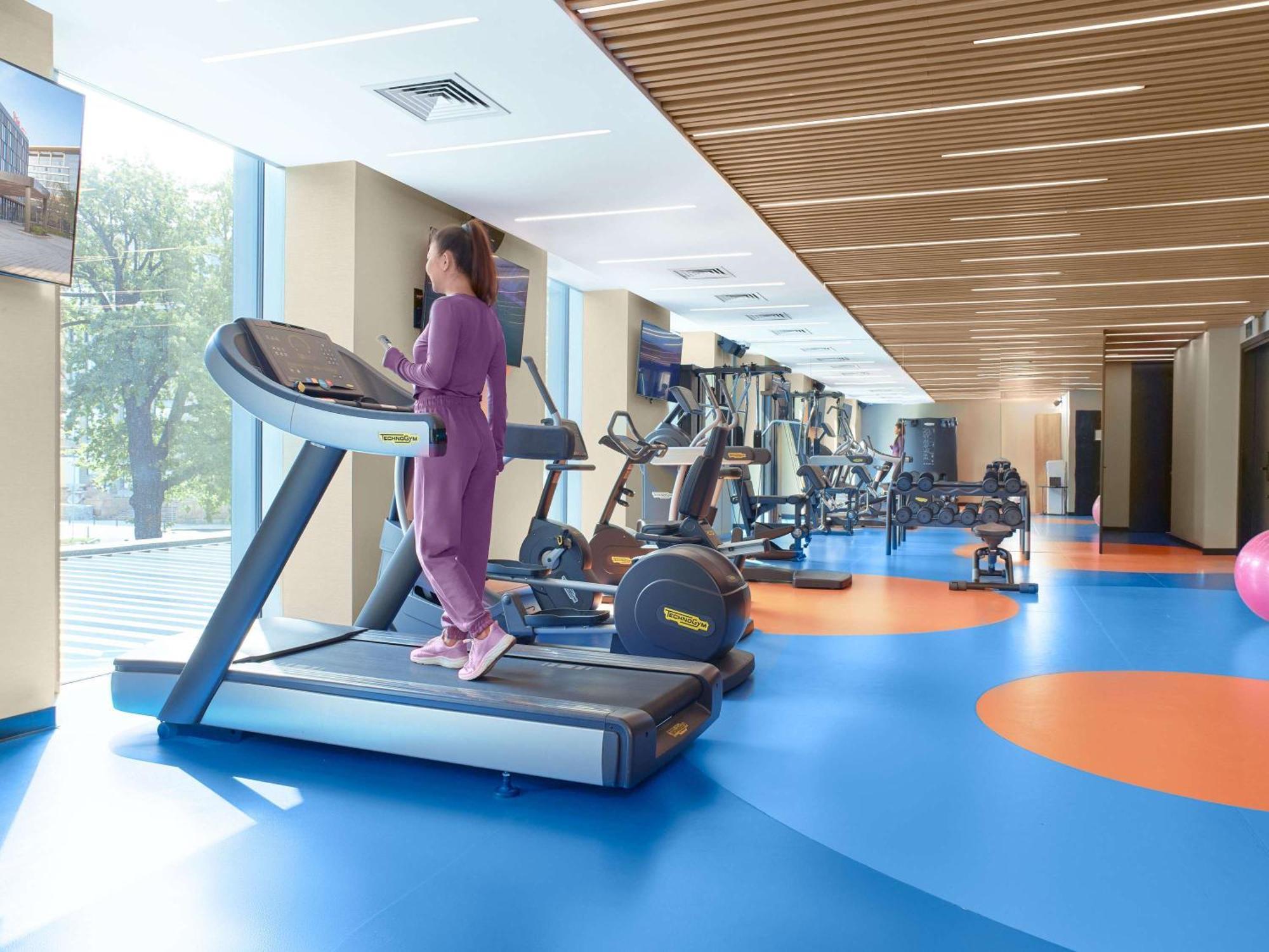Novotel Living Almaty Jetisu Экстерьер фото