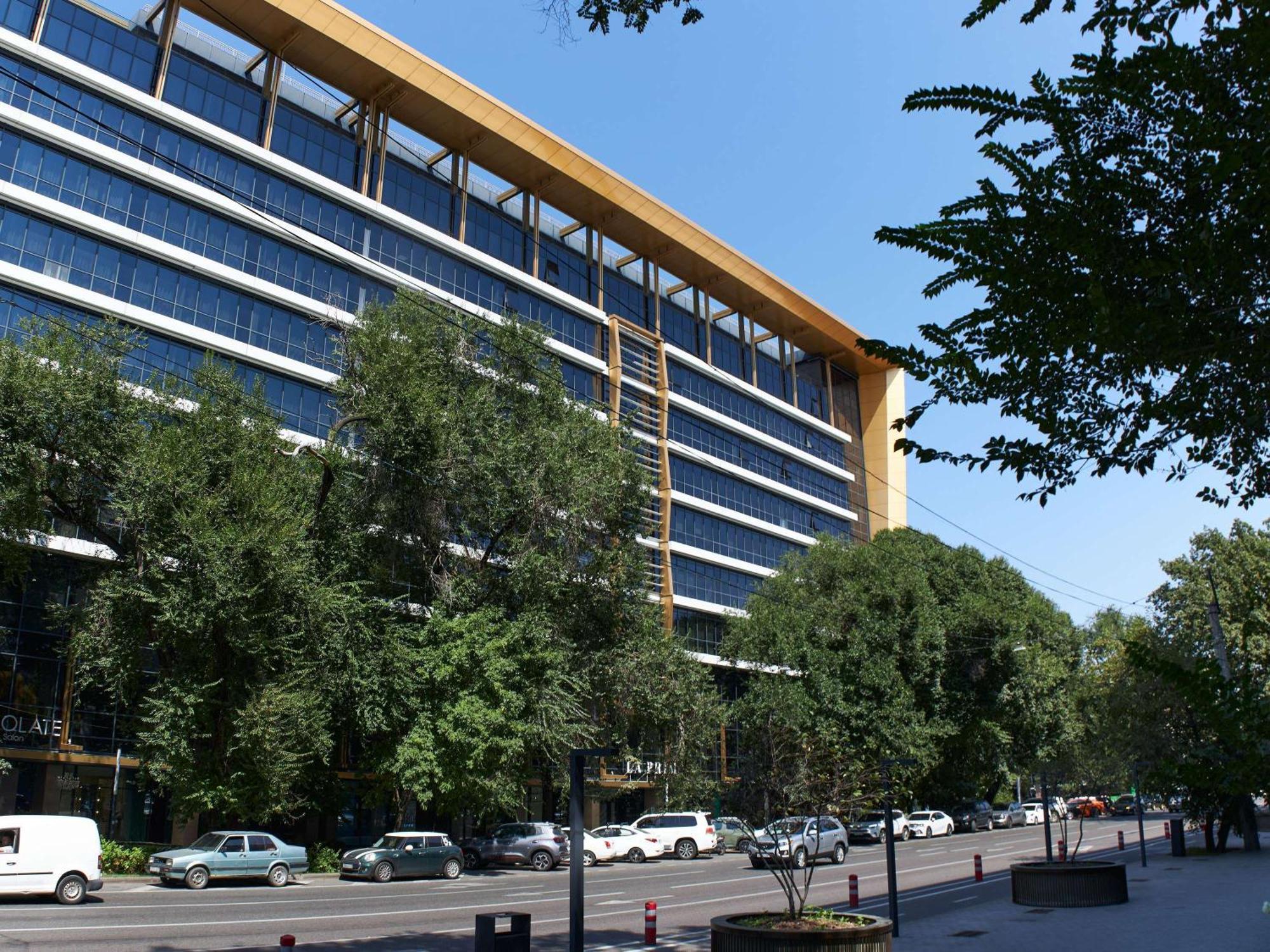 Novotel Living Almaty Jetisu Экстерьер фото